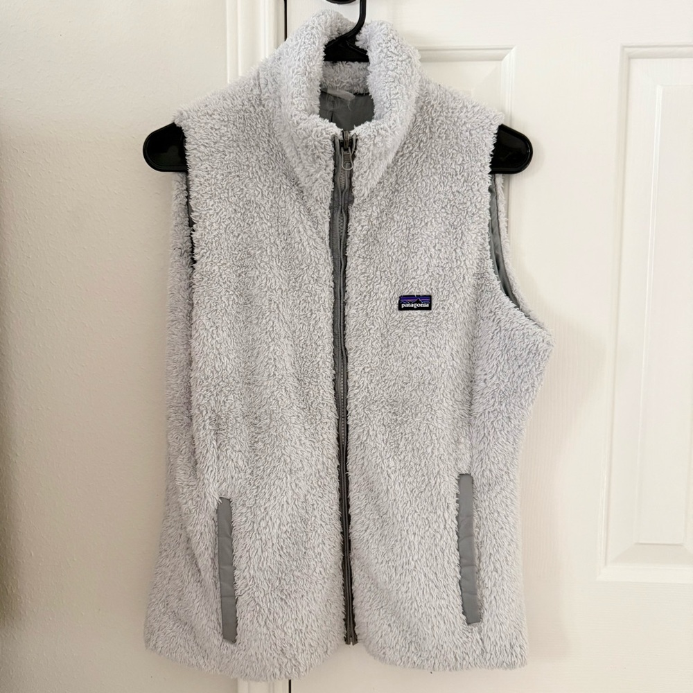 Patagonia Women’s Los Gatos Light Gray Reversible Sherpa Vest MEDIUM